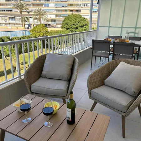 Centrico Playa De San Juan * لقنت